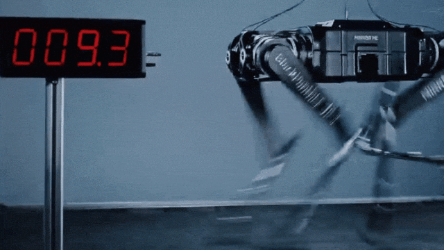 10米/秒！中国造出"世界最快四足机器人"，黑豹2.0刷新世界纪录！(图3)